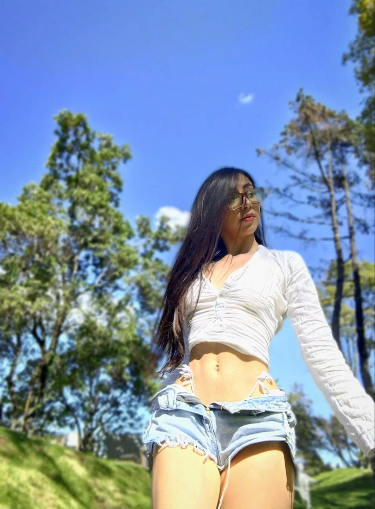 Watch 18+ Teen Cam Girls Live Free